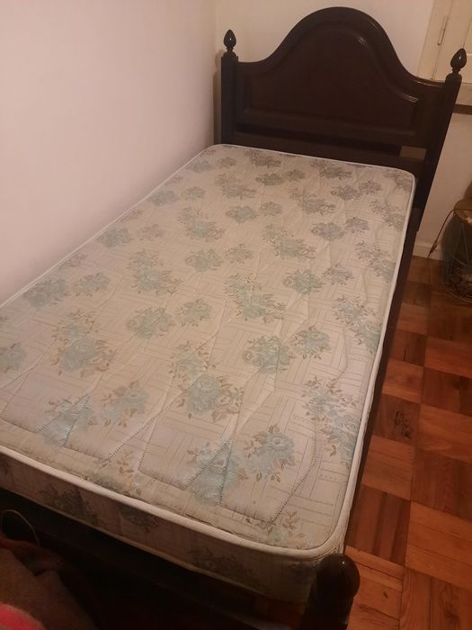 Mobilia de solteiro/a
