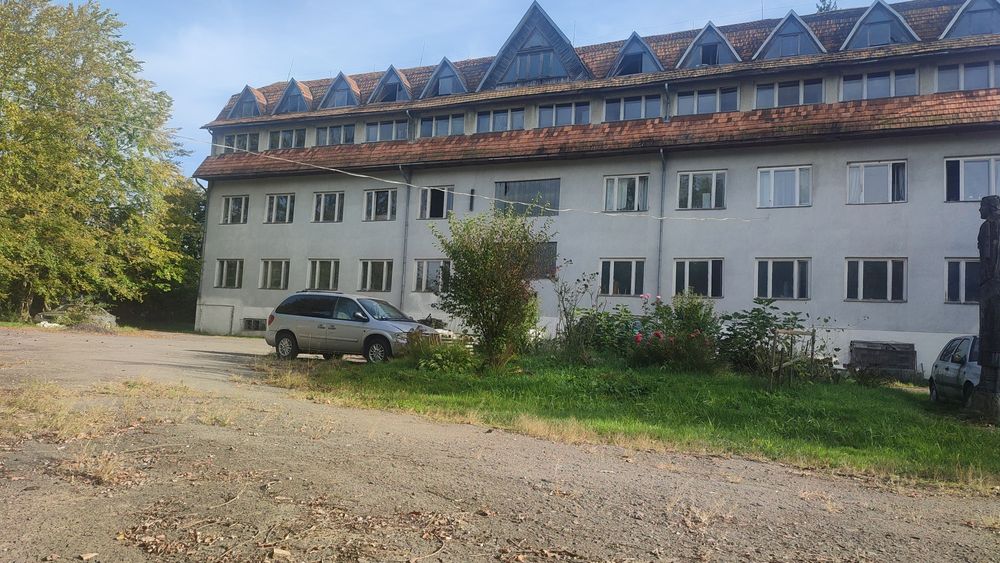 Адмін будинок , виробництво, офіс .