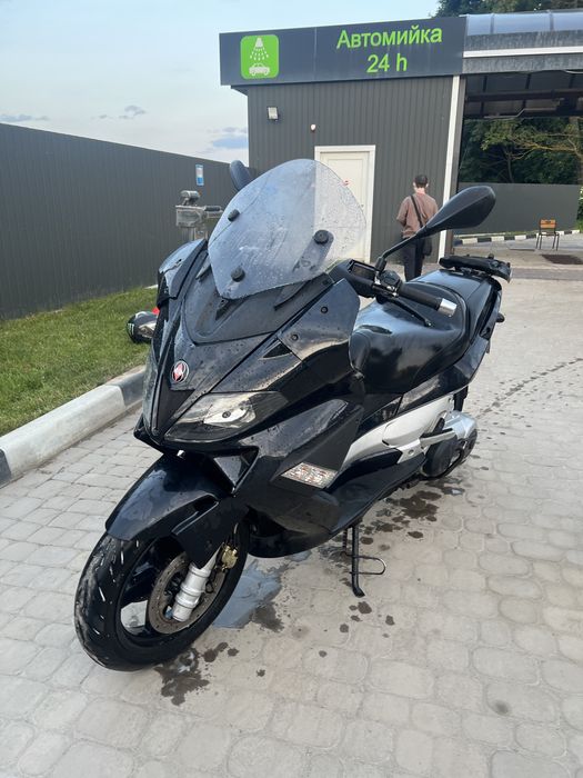 Gilera Neksus 500 2008