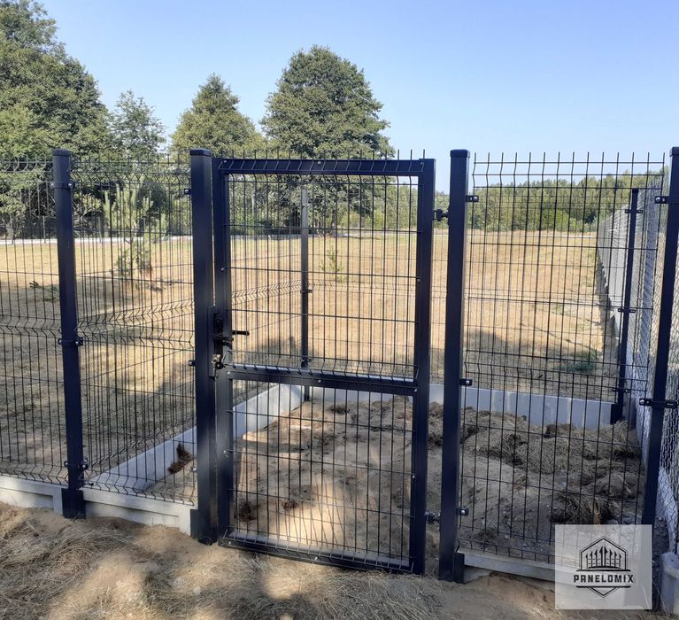 Ogrodzenie panelowe fi4 153 Cena z montażem