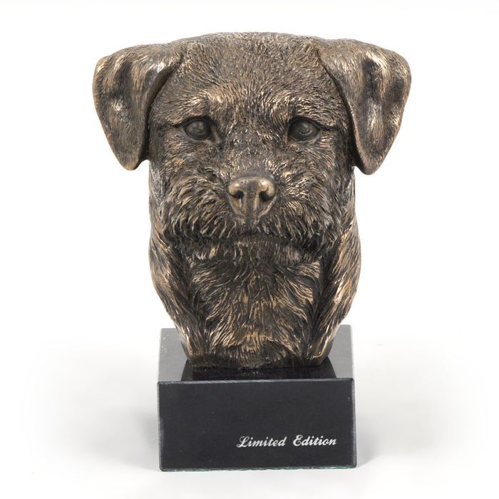 Border Terrier głowa na kamieniu Art-Dog