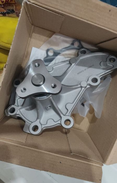 Bomba de água Mazda rx8