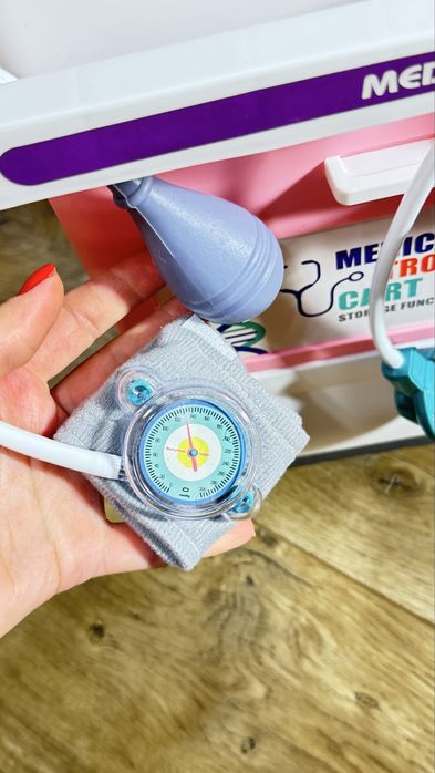 Набір лікаря,доктора на візку ,32 елемента