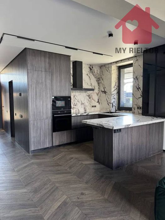 Продаж автономного будинку в котеджному містечку SoHo Town