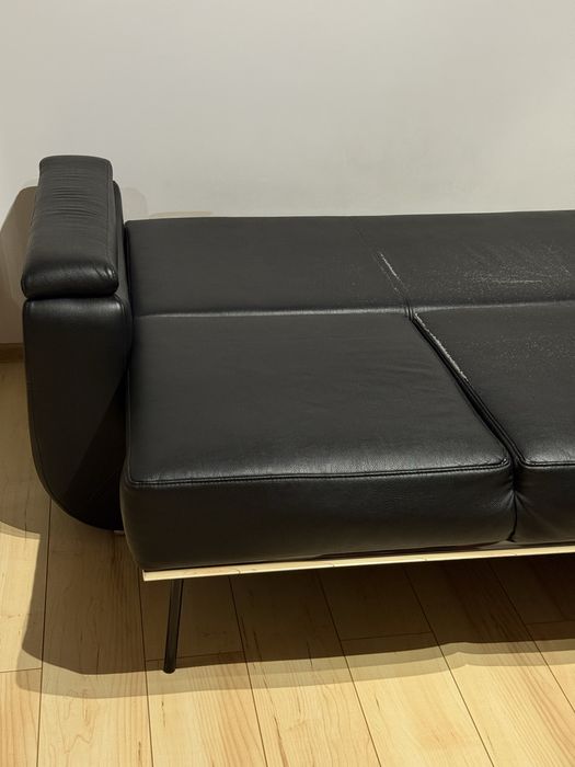 Sofa z ekoskóry z funkcją spania