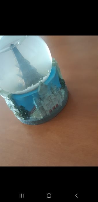 Globo de neve de Paris