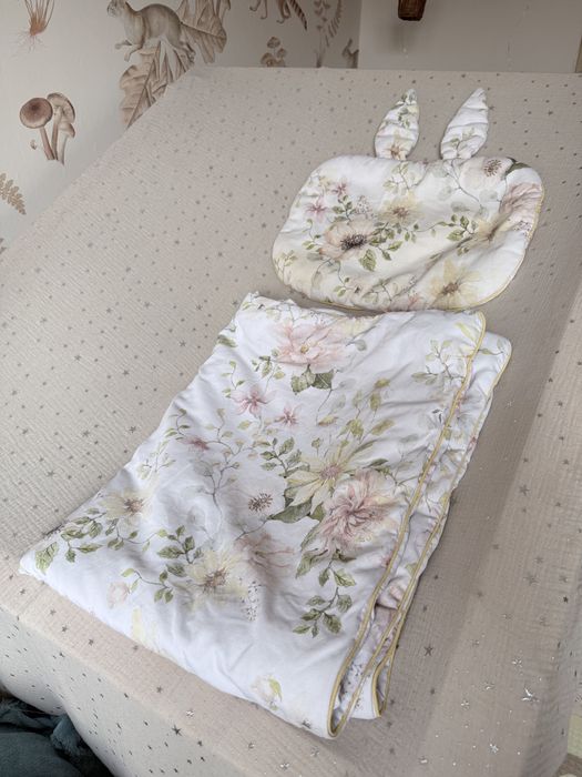 Pościel niemowlęca w kwiaty
