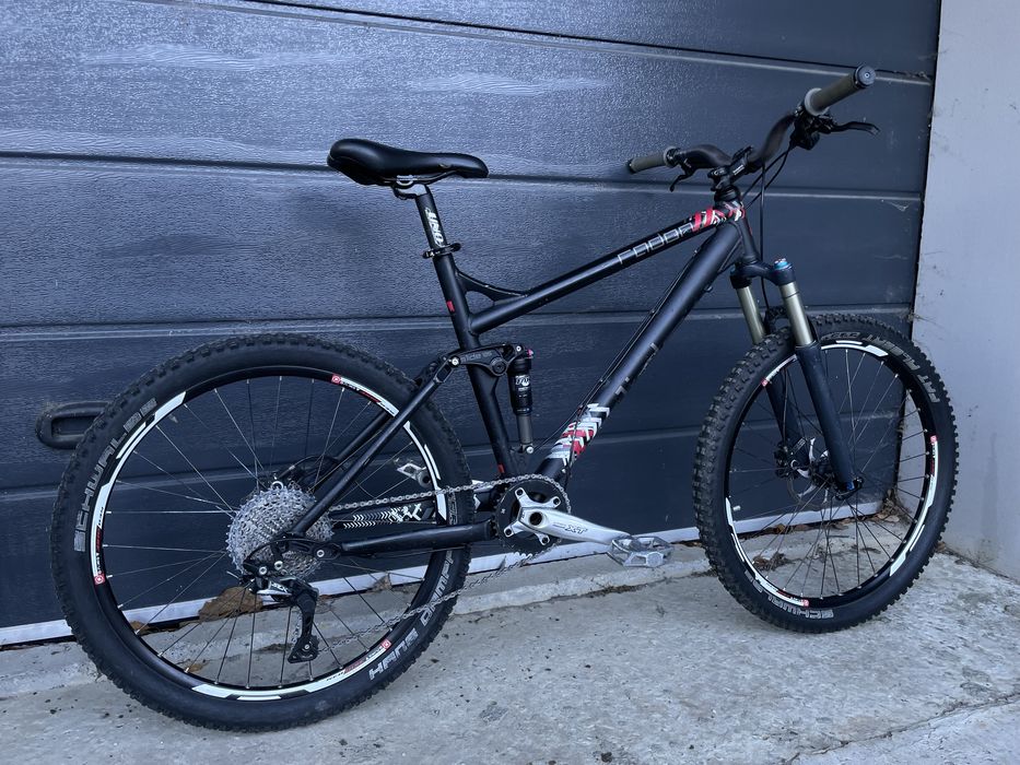 Двохпідвіс Radon slide 125