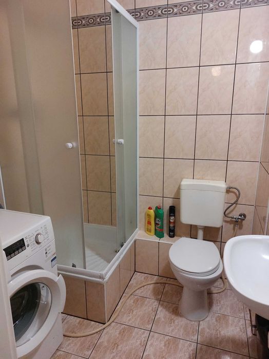 Wynajmę pokój 1-osobowy dla mężczyzny pracującego