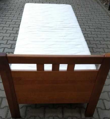 Łóżko  z litego drewna w kolorze dąb, orzech 80x200.