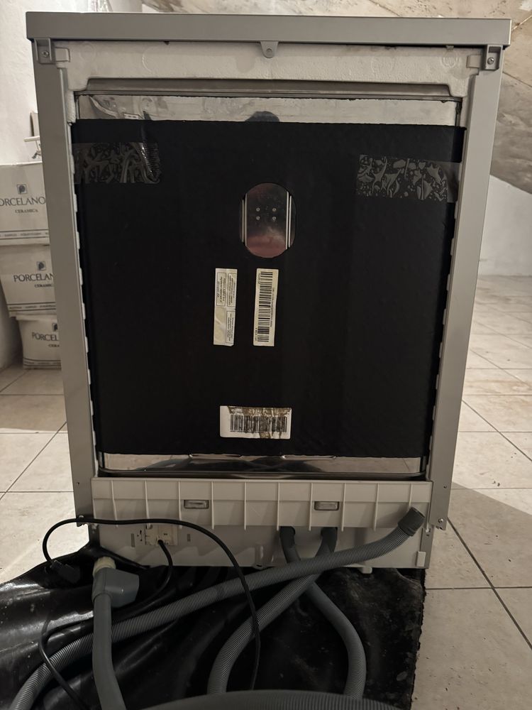 Maquina lavar louça hotpoint HFC 3C26