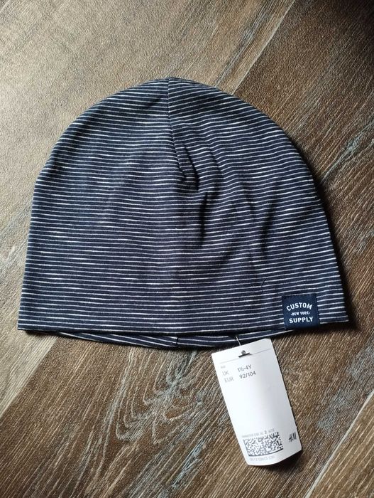 Кепка бейсболка для дівчинки з пайетками галограмою George шапки h&m