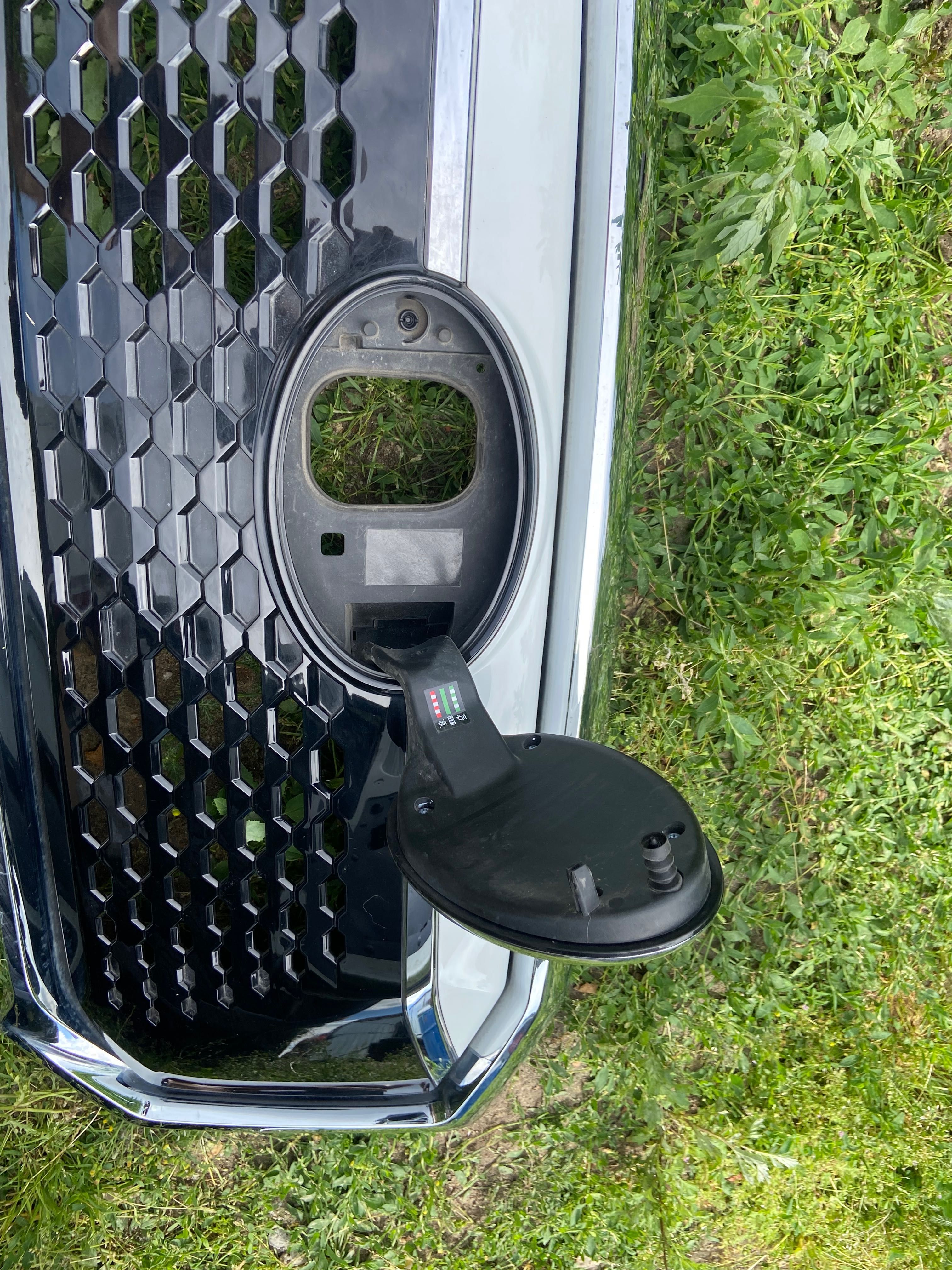 Grill atrapa przód Maxsus  Maxus E-deliver 9 elektryk