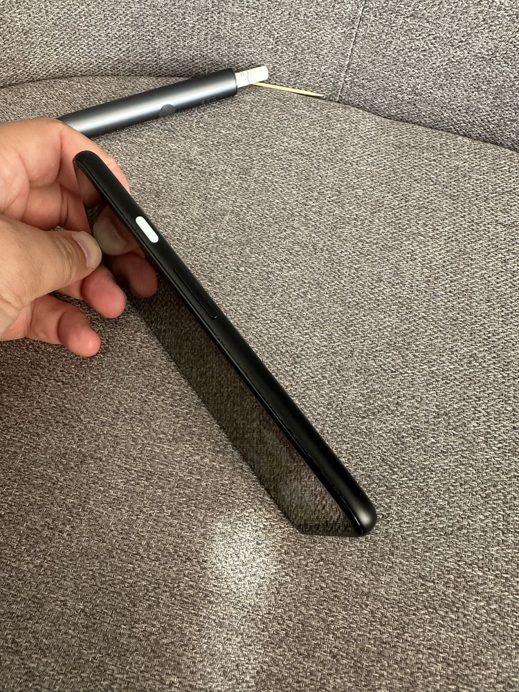 Google Pixel 4a стан хорший