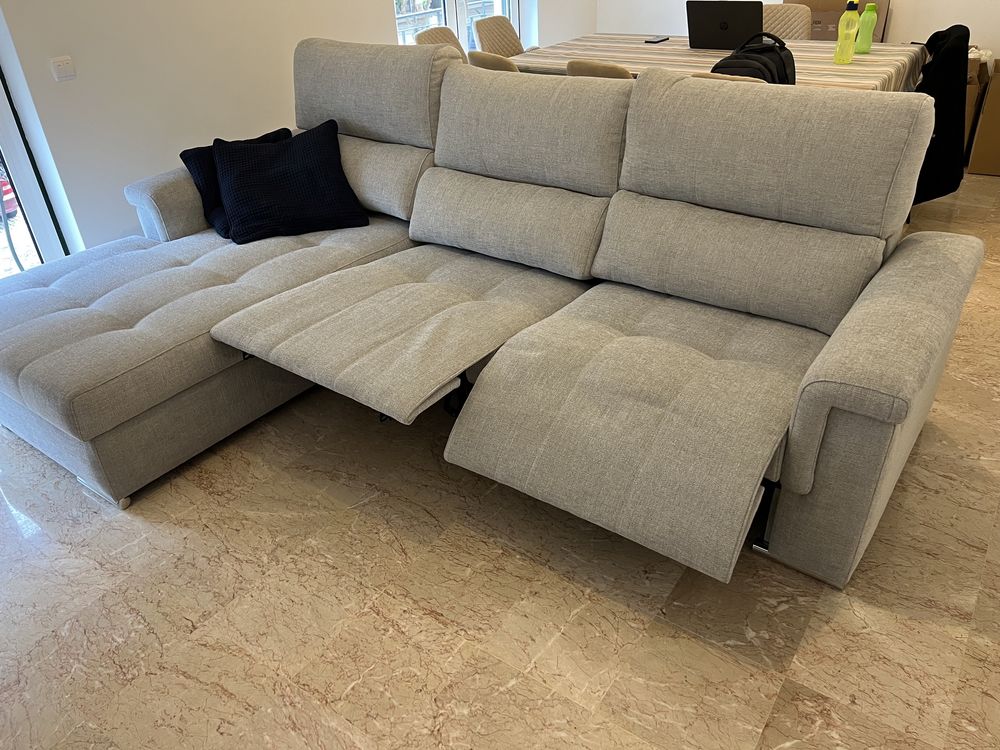 Sofa cinza  com chaise long - novo