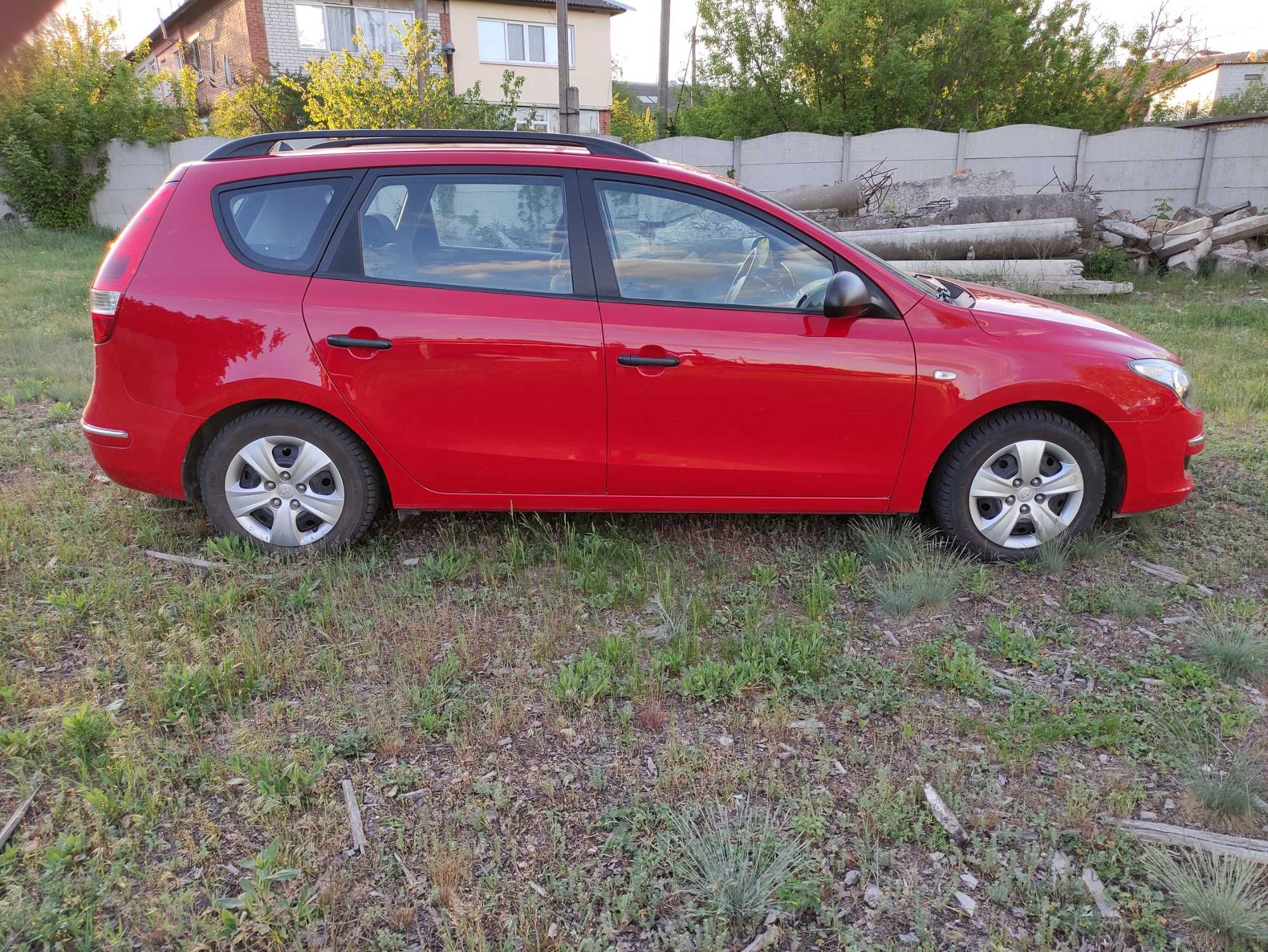 Продам HYUNDAI i30