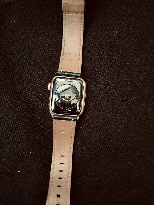 Apple watch SE i Timex T80
