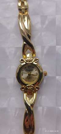 Zegarek damski złoty
