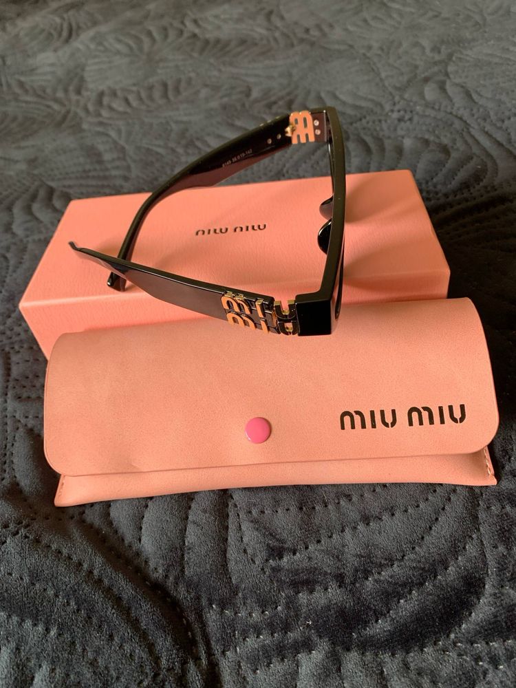 Nowe okukary Miu Miu