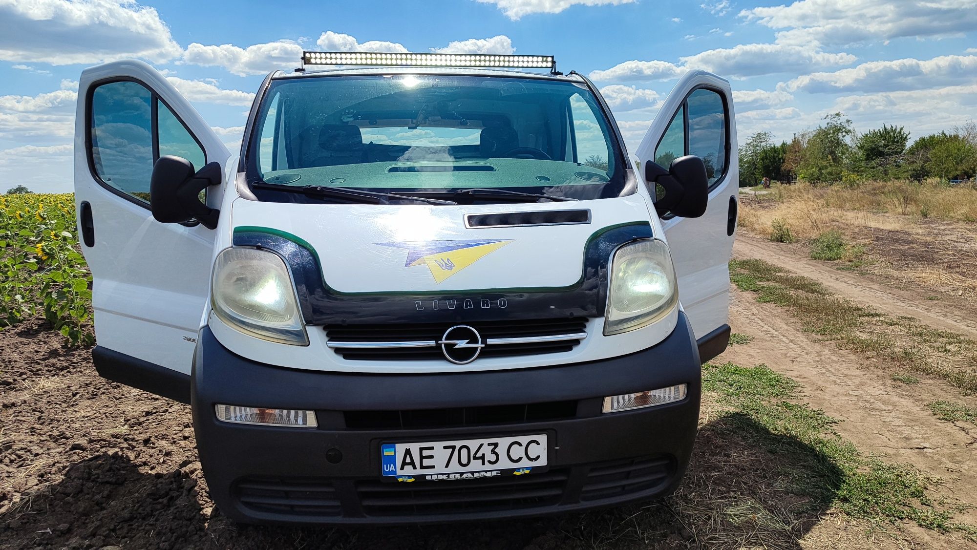 Opel Vivaro 1.9  вантажный