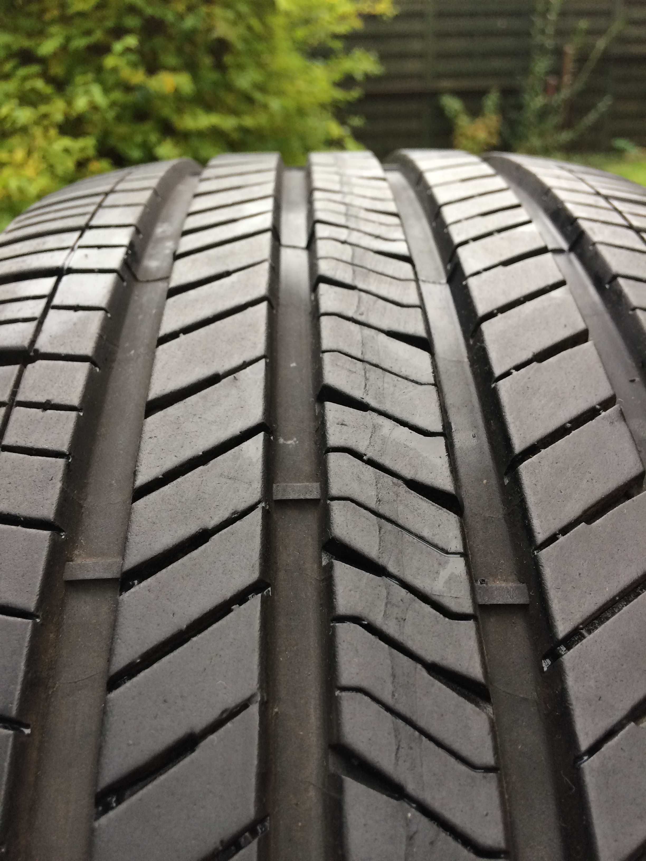 4x  245/45R19 98V Goodyear Eagle Touring