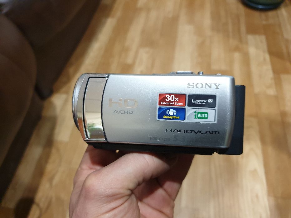 Цифрова відеокамера SONY HDR-CX200E