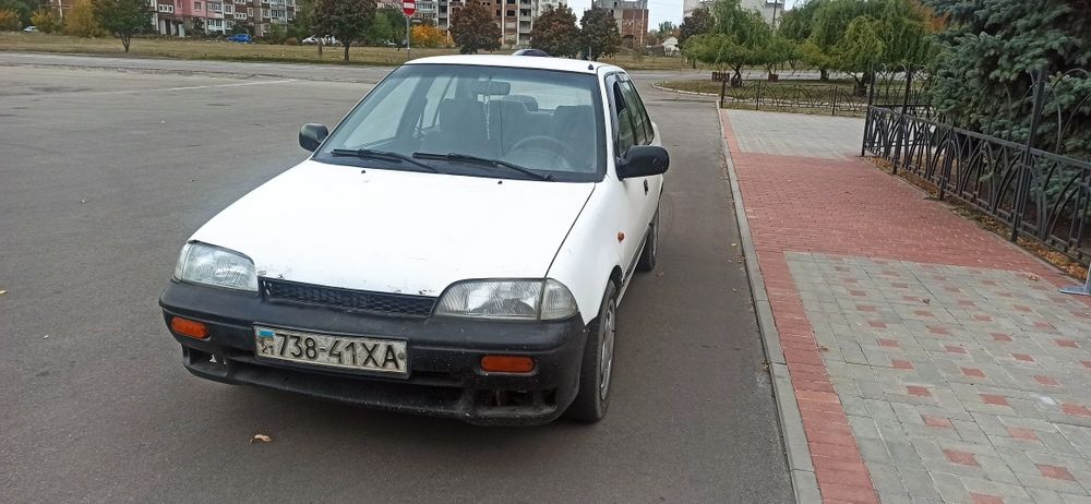 Сузуки Свіфт 1994 года 1.6 л.