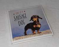 На английском. Изумительная книга о таксах. “Love is a... Sausage Dog”