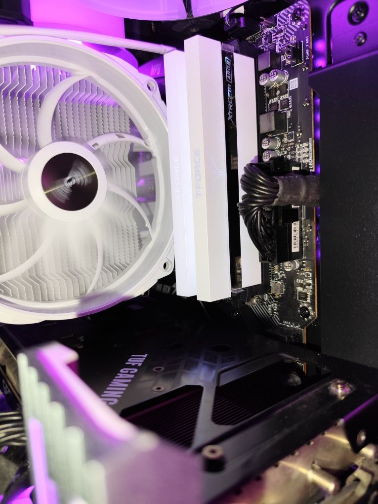 X570 Edge wifi am4