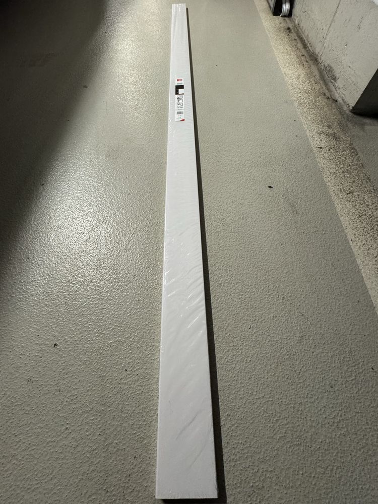 Listwa przypodłogowa VOX Espumo 8 cm