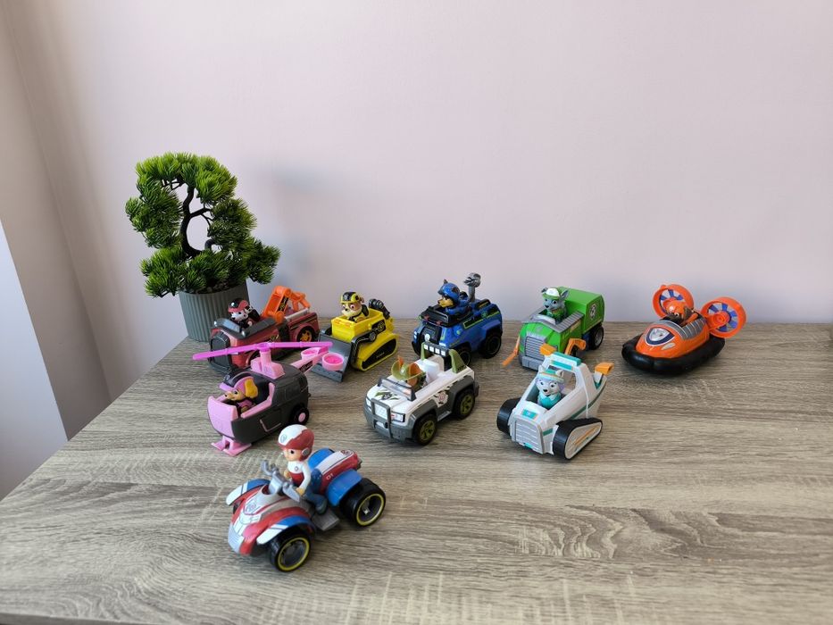 Щенячий патруль оригінал  Машинки героїв з щенятами