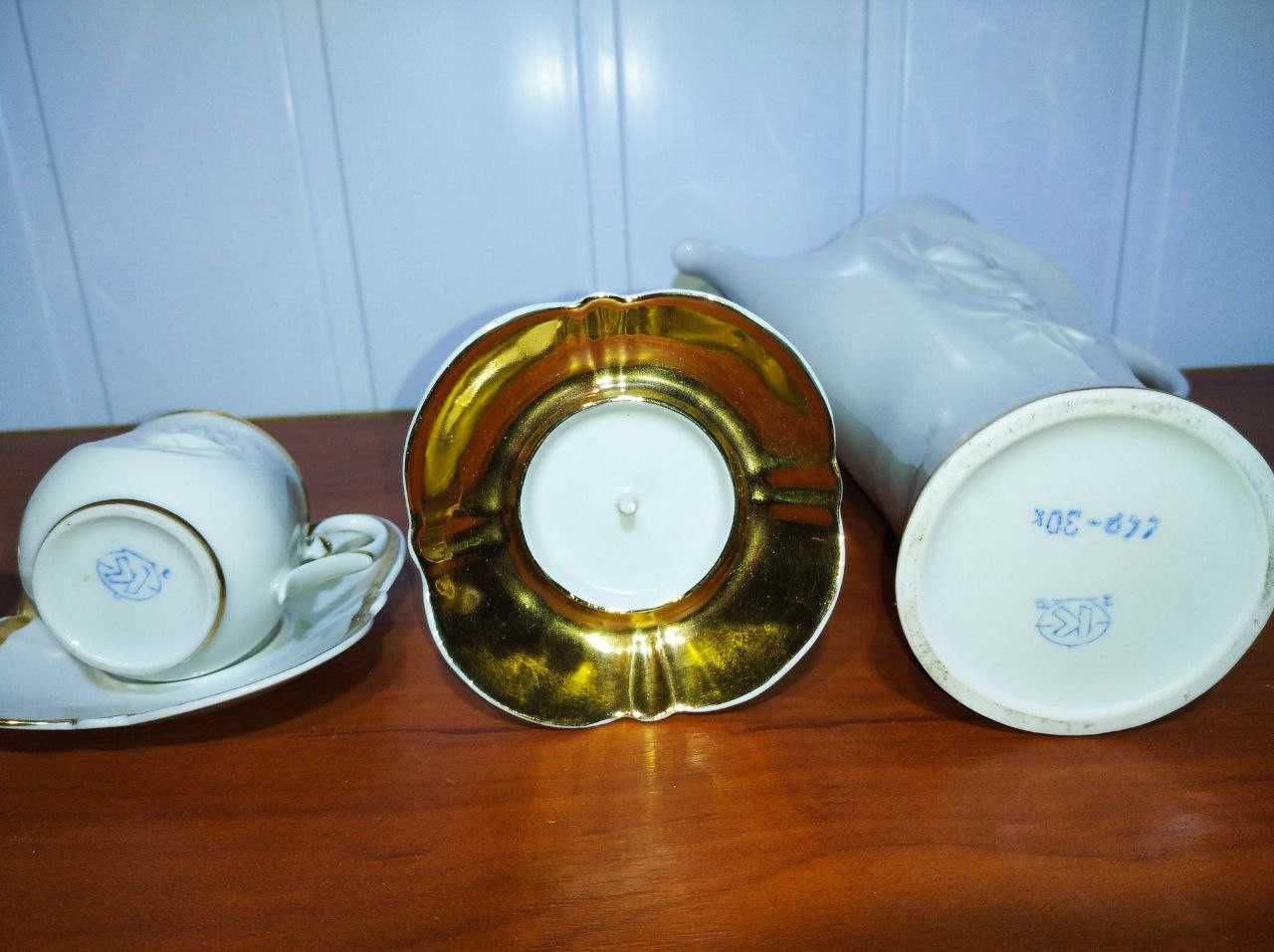 Фарфоровий сервіз ,,Тет- а -тет,, з обручками для двох.