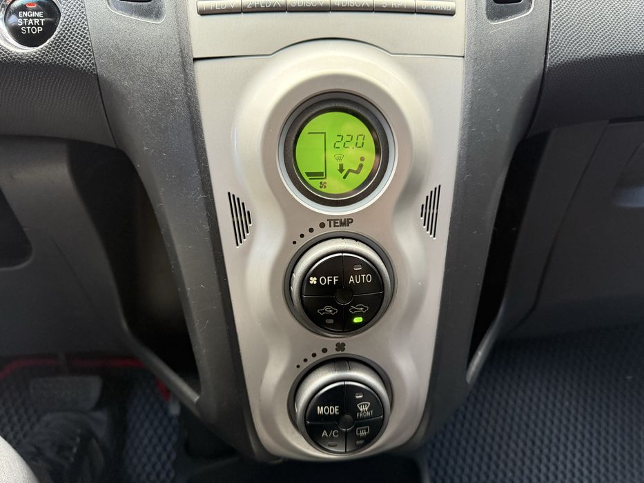 Toyota Yaris Avtomat