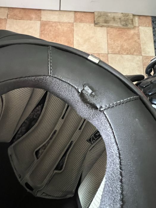 Шолом Shark RAW розмір M