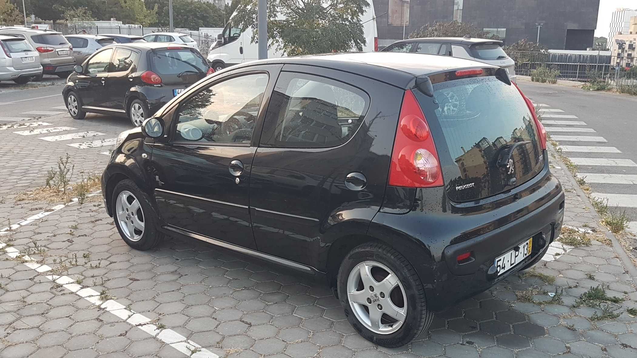 Peugeot 107 . 2011 . 127100km . 1 Dono . AC . Android 2DIN com GPS