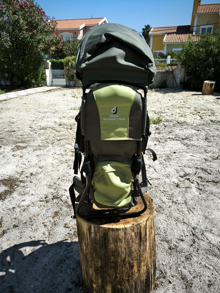 Cadeira Deuter de caminhada para bebé