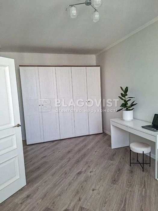 Продаж 2-х кімн Драгоманова 2,Позняки,Осокорки