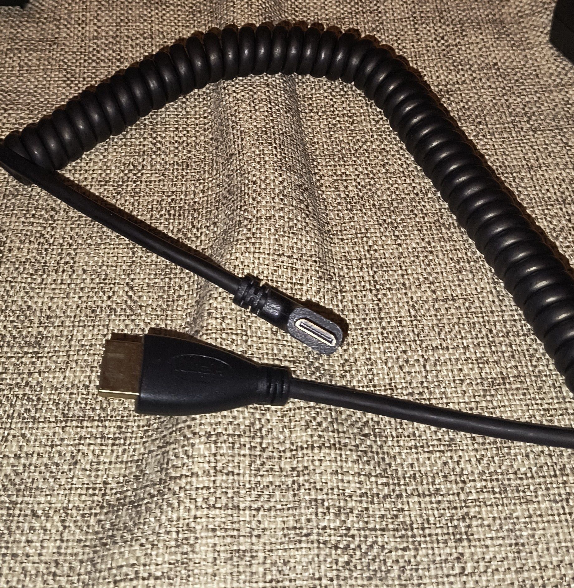 Feelworld FW568 V2 5.5 cala monitor podglądow magic lantern hdmi