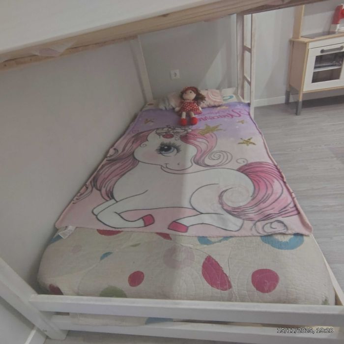 Beliche com colchões