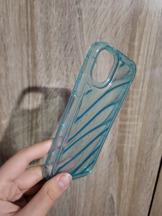 Продам чехол на айфон 11 новий