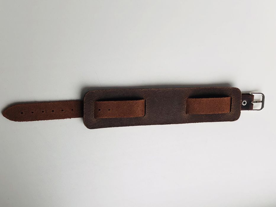 Ремешок для часов кожаный новый