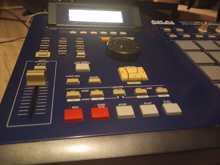 MPC 2000 xl special edition caixa original leitor cf RAM max