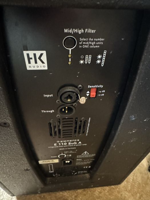 Coluna amplificada profissional HK