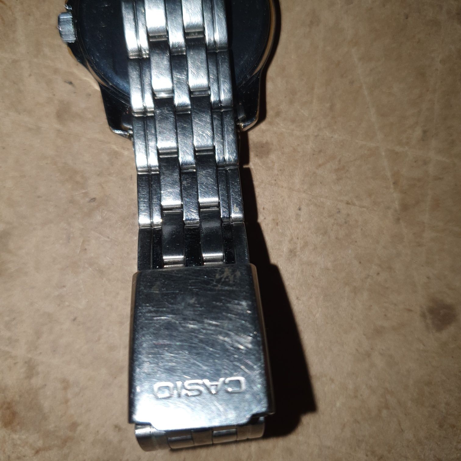 Часы Casio (оригинал) с браслетом электронные.