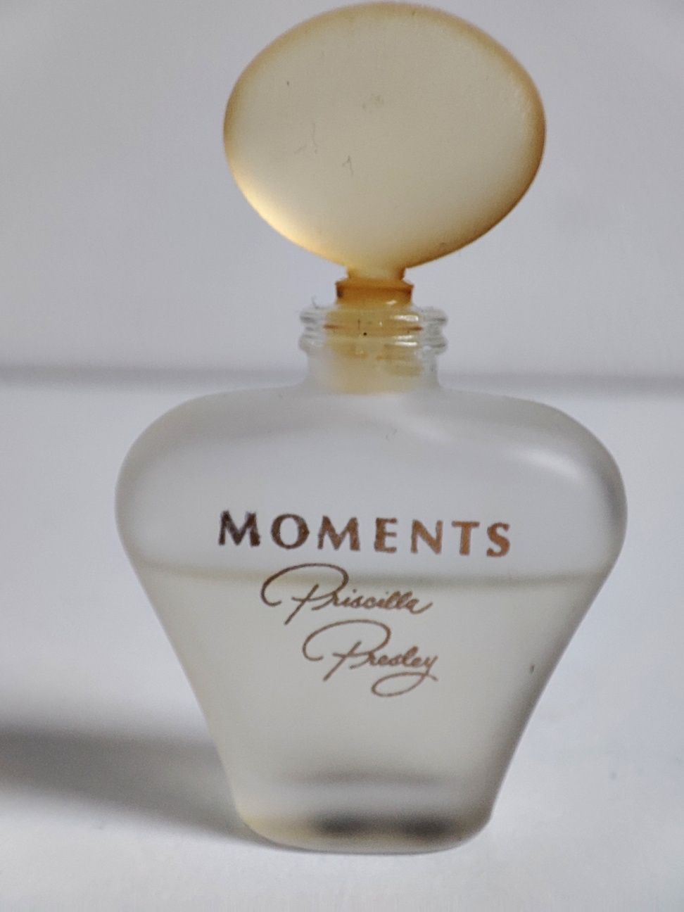 Miniatura PRISCILLA PRESLEY - Moments