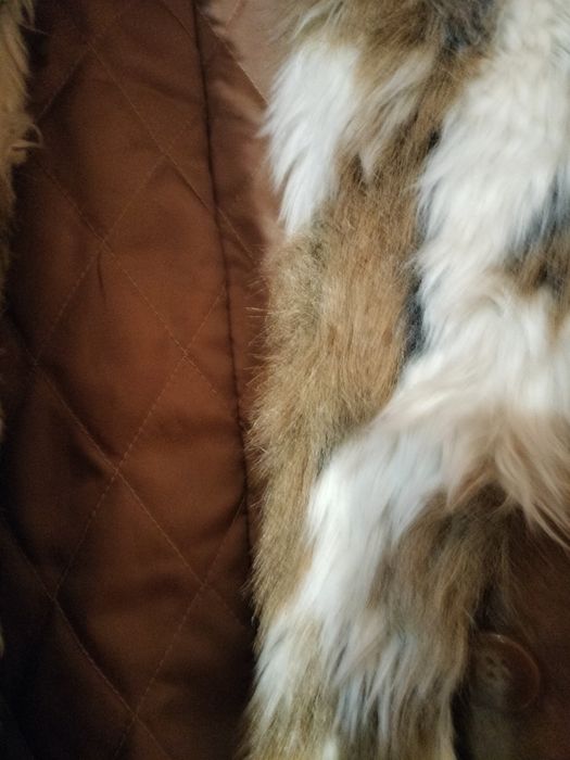 Naturalny ,śliczny kożuszek, rozmiar Xl