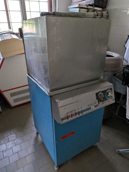 Sprzedam Maszyna do mycia naczyń Kapturowa aluminiowa ZKU-10 LOZAMET