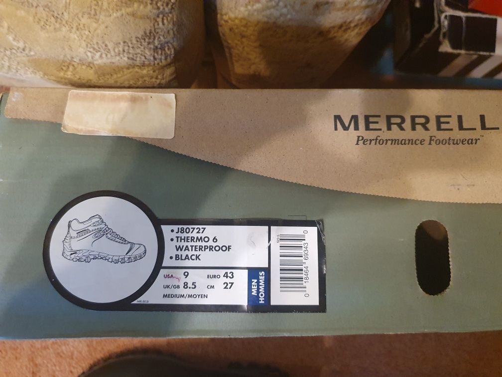 Ботинки Merrell, полуботинки Clarks,  лодочки Ja-Marc.