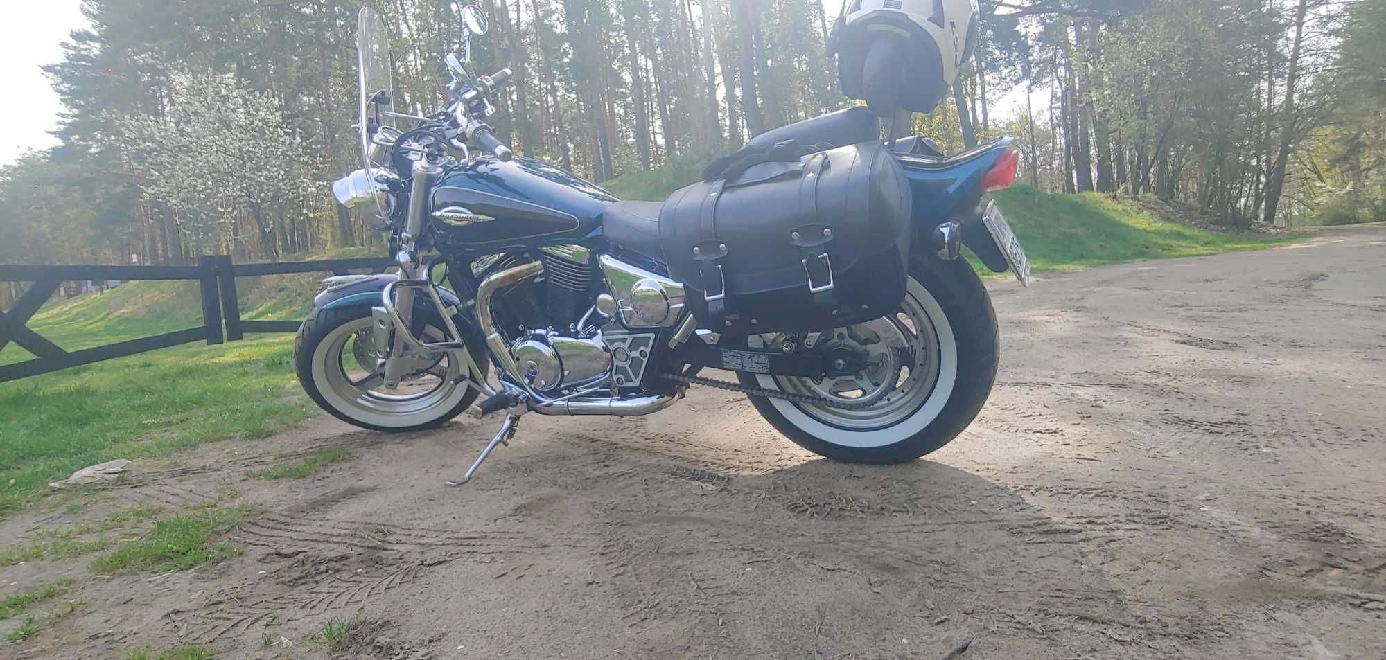 Motocykl Suzuki Maruder VZ 800