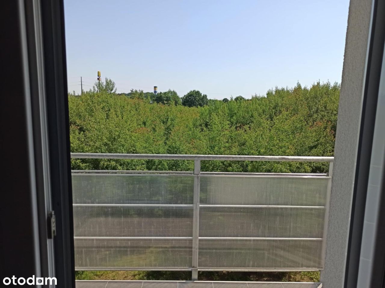 Do wynajęcia 2 pokojowe mieszkanie z balkonem ul. Bora-Komorowskiego